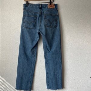 90’s Vintage Look Buttonfly Men’s 501’s Jeans
size 32 x 34